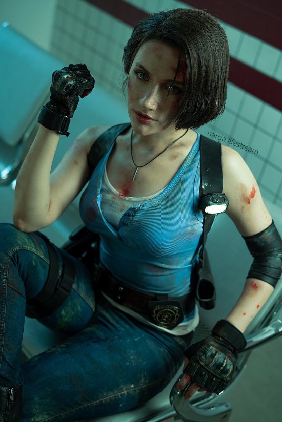 美女COS《生化危机3》吉尔 美艳警服颇具女王气质-第6张图片