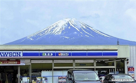 日本小镇升级“拉网”遮挡富士山：不堪游客骚扰破坏-第3张图片