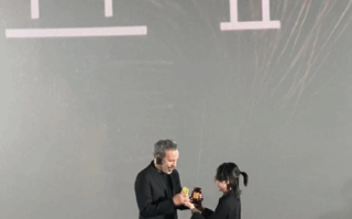 《沙丘2》导演获赠中国本土香料：十三香和老干妈！