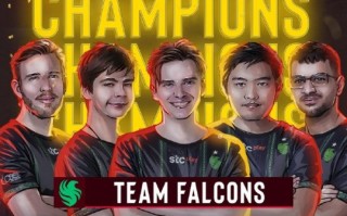 新版本继续称王！《DOTA2》梦幻联盟S23猎鹰队以3: 0 GG获得冠军。