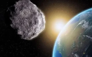 不排除会撞击：小行星“毁神星”5年后贴脸擦过地球